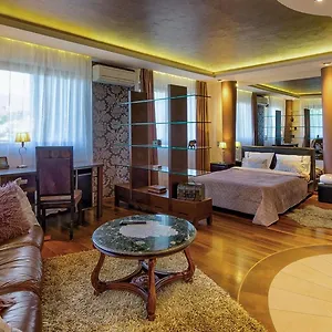 rondo-verona.hotelswroclaw.com/